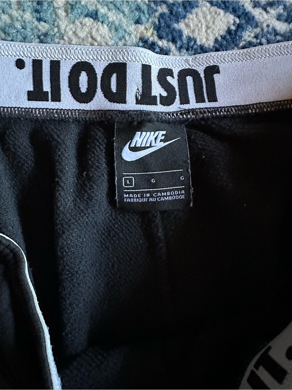 Nike Sportswear Black Fleece Jogger Sweatpants Men’s Large Tapered Swoosh - Picture 4 of 5
